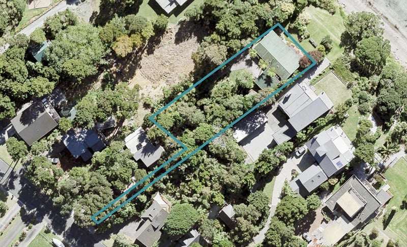 15 Willjames Avenue, Algies Bay, Warkworth - Carousel 1