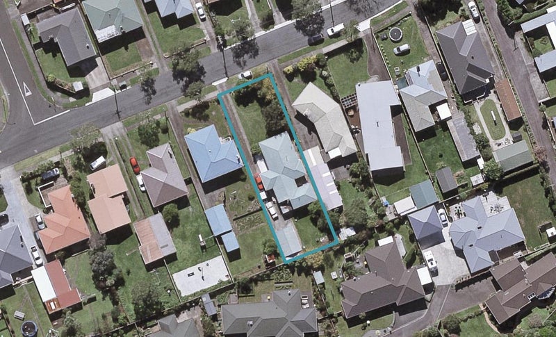24 Turakina Street, Merrilands, New Plymouth - Carousel 1