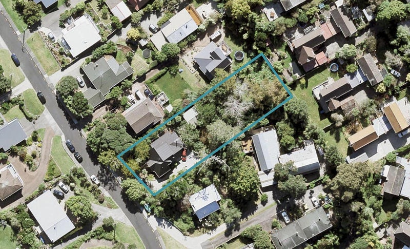 13 Long Bay Drive, Torbay, Auckland - Carousel 1
