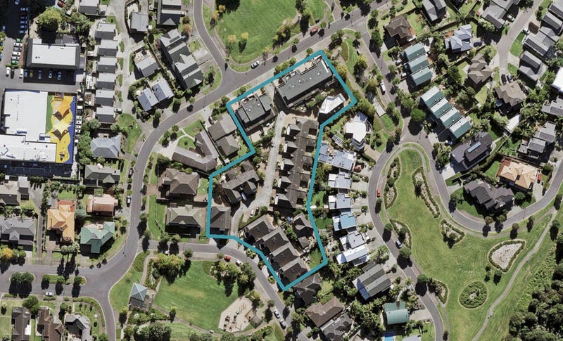 4M Lone Tree Avenue, Te Atatu Peninsula, Auckland - Carousel 1