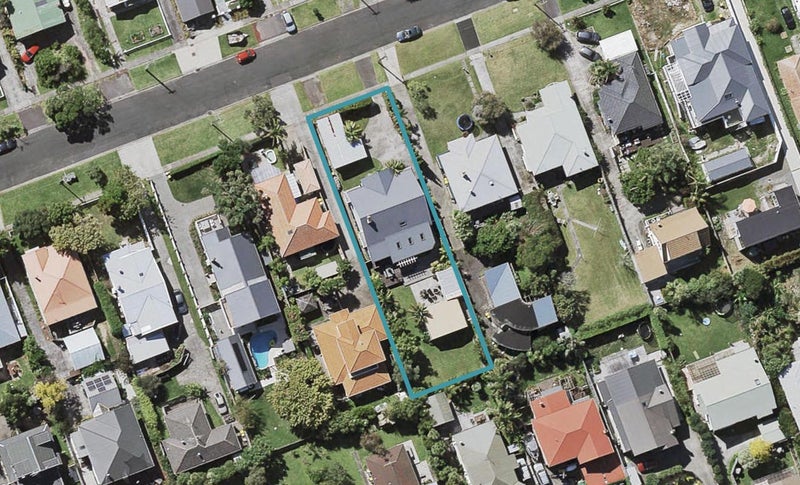 49 Aramoana Avenue, Devonport, Auckland - Carousel 1