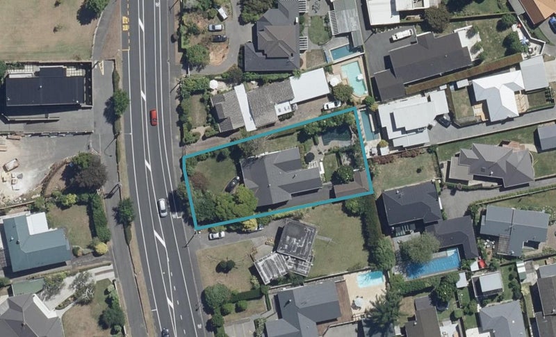 770 River Road, Chartwell, Hamilton - Carousel 1