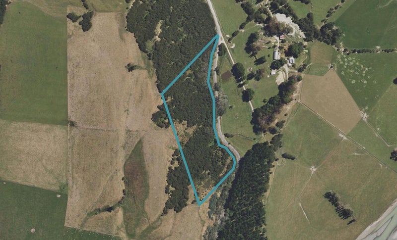 0 Te Araroa Road, Ruatoria - Carousel 1
