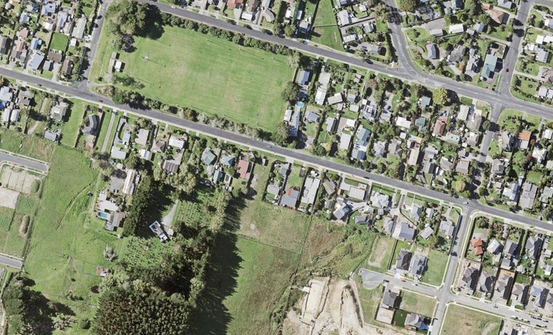 72 Karaka Road, Beachlands, Auckland - Carousel 1