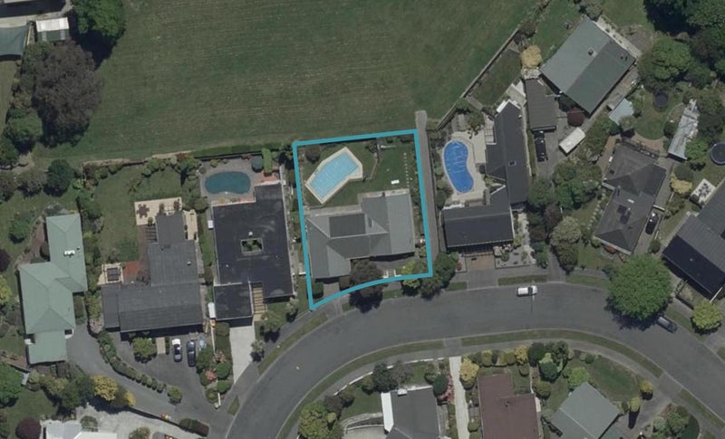 22 Guinness Crescent, Ilam, Christchurch - Carousel 1