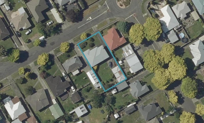26 Liverpool Street, Takaro, Palmerston North - Carousel 1