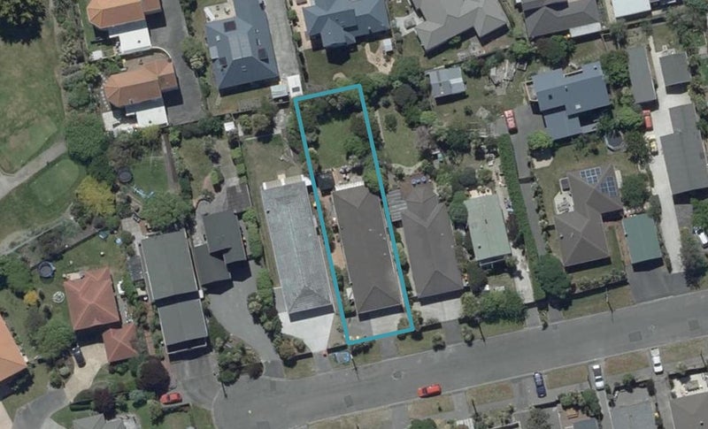 33 Larnach Street, Waimairi Beach, Christchurch - Carousel 1