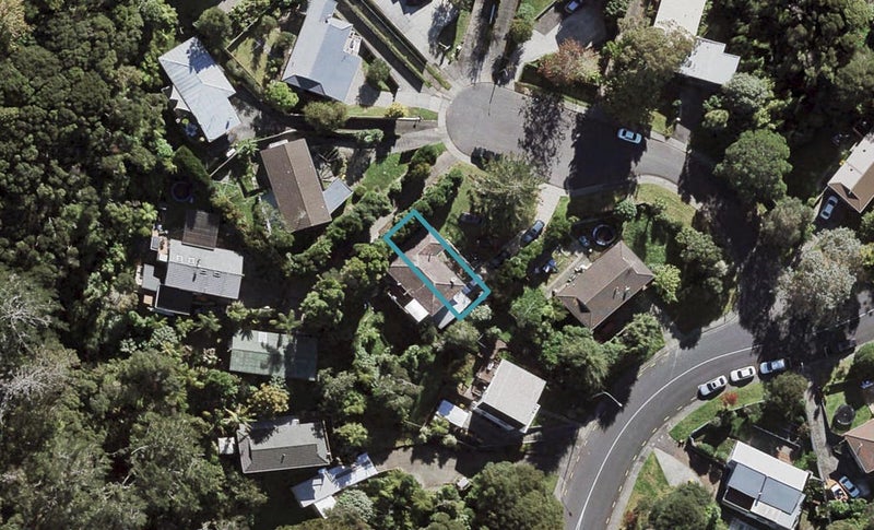2/4 McQuoid Place, Glenfield, Auckland - Carousel 1