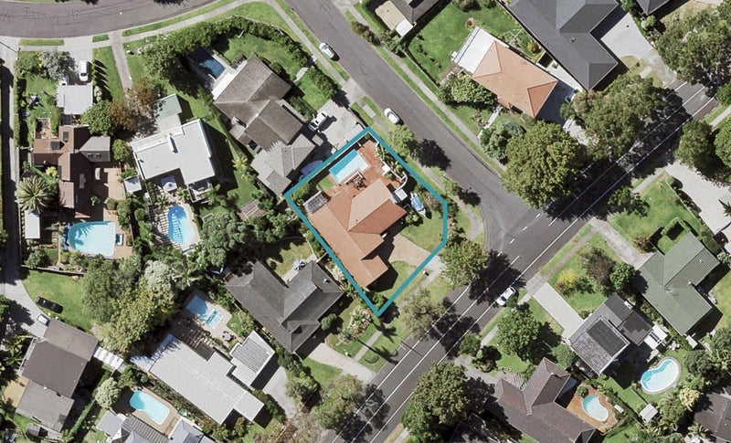 137 Fisher Parade, Sunnyhills, Auckland - Carousel 1
