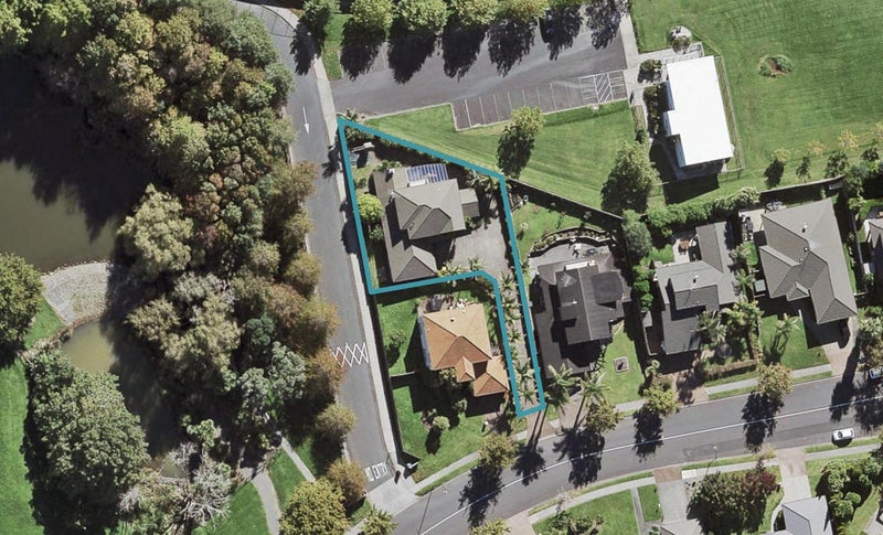15 Oakway Drive, Schnapper Rock, Auckland - Carousel 1