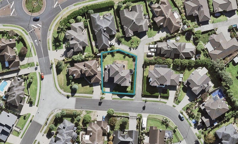 4 Archer Rayner Place, Greenhithe, Auckland - Carousel 1