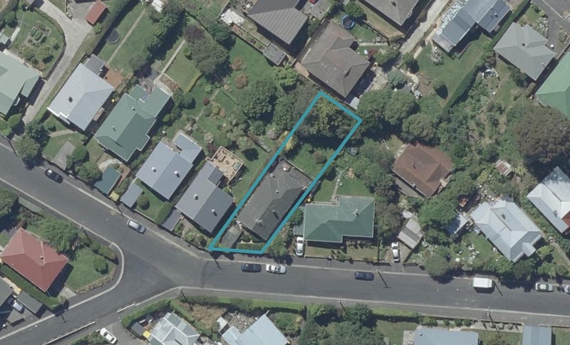 18 County Road, Kaikorai, Dunedin - Carousel 1