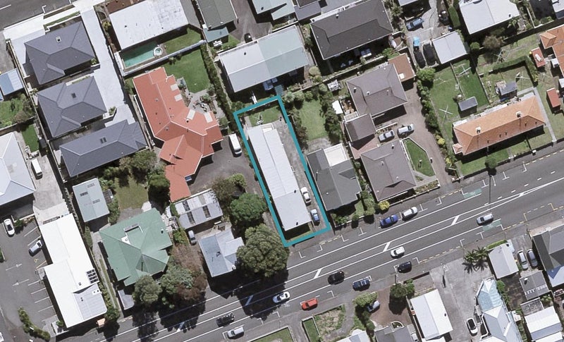 1/158 Saint Aubyn Street, Lynmouth, NEW PLYMOUTH - Carousel 1