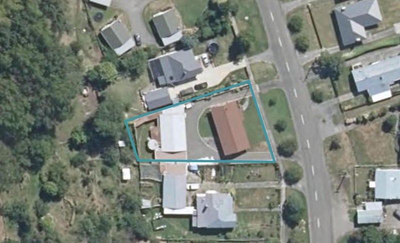 11 Ongo Road, Hunterville - Carousel 1