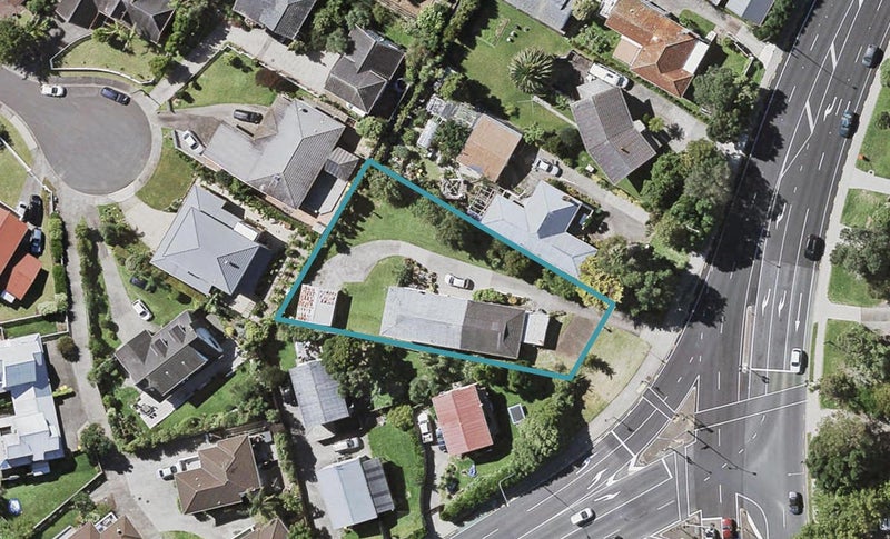 1/454 East Coast Road, Windsor Park, Auckland - Carousel 1
