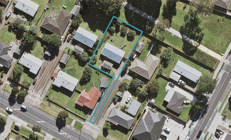 629 Massey Road, Mangere, Auckland - Carousel 1
