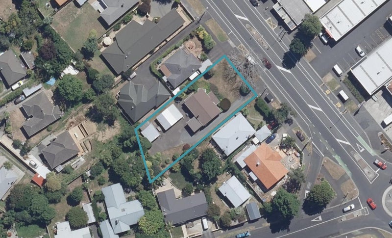 129 Grey Street, Hamilton East, Hamilton - Carousel 1