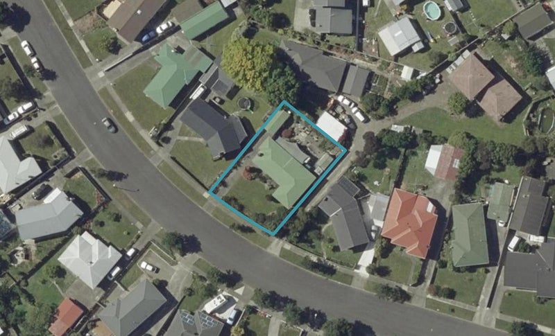 43 Karamea Crescent, Kelvin Grove, Palmerston North - Carousel 1