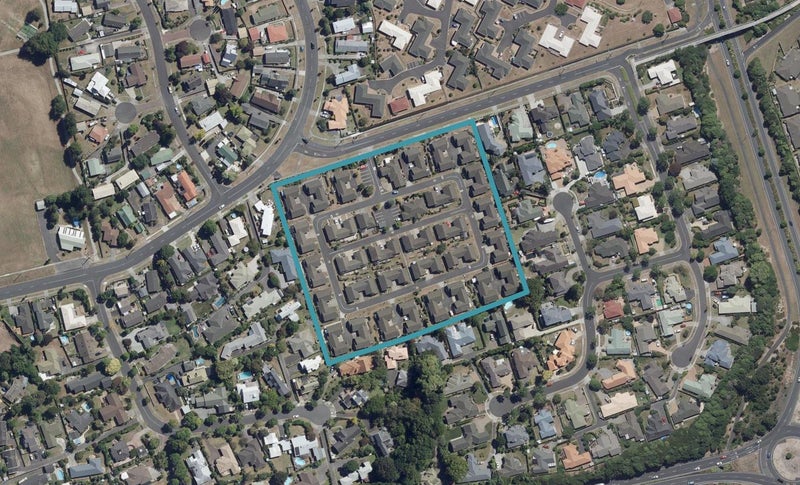 28/16 Rototuna Road, Flagstaff, Hamilton - Carousel 1