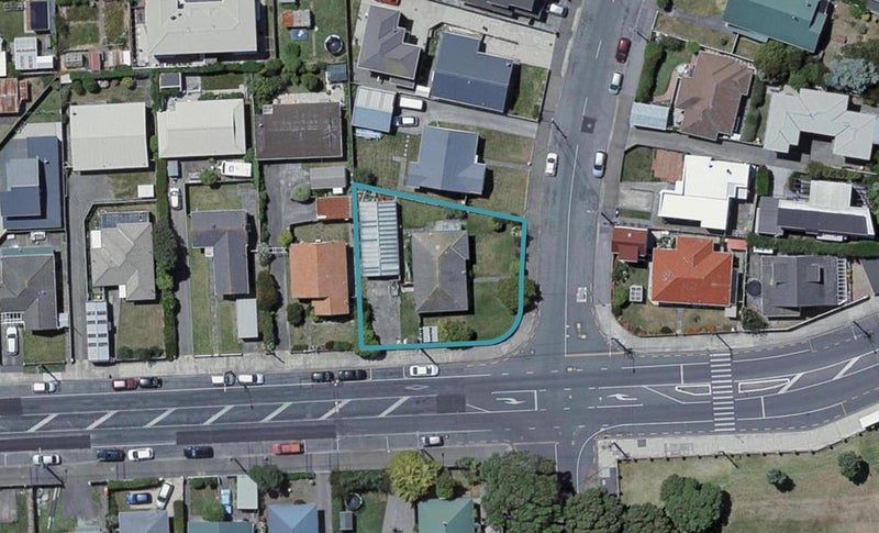 445 Broadway, Miramar, Wellington - Carousel 1