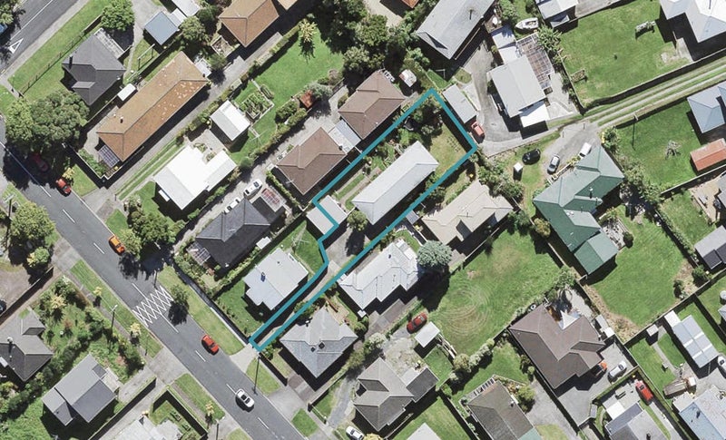 7B Northall Road, New Lynn, Auckland - Carousel 1