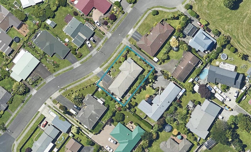 7 Orchard Place, Lynmore, Rotorua - Carousel 1