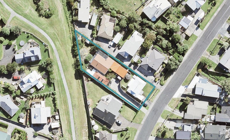6 Langton Road, Stanmore Bay, Whangaparaoa - Carousel 1