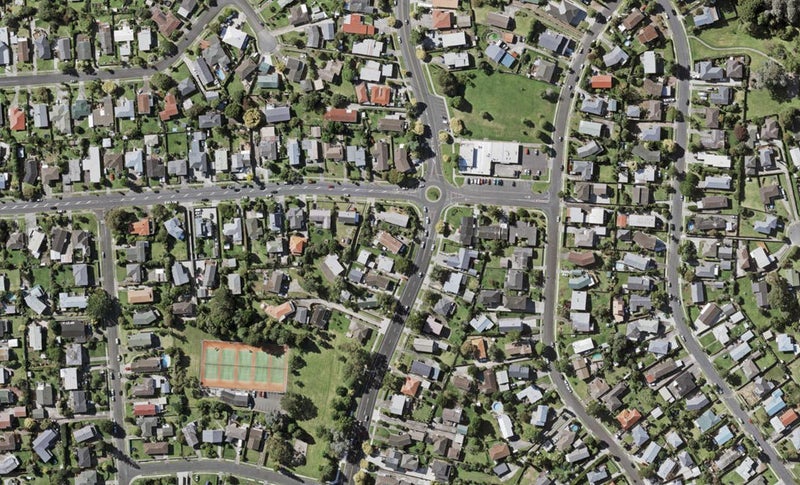 99 Gossamer Drive, Pakuranga Heights, Auckland - Carousel 1