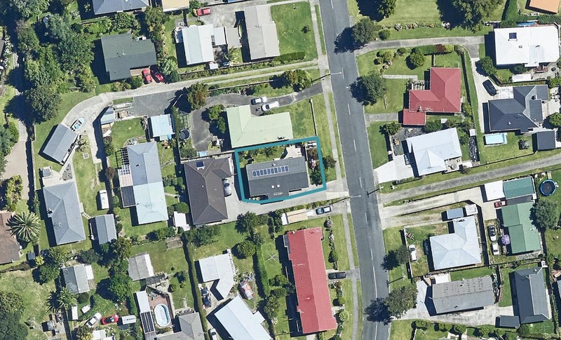 25 Hall Road, Matua, Tauranga - Carousel 1