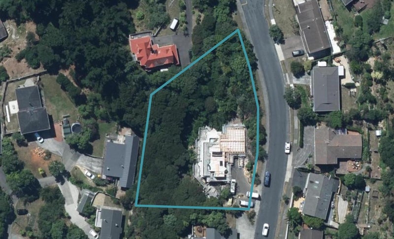 70 Leeward Drive, Whitby, Porirua - Carousel 1