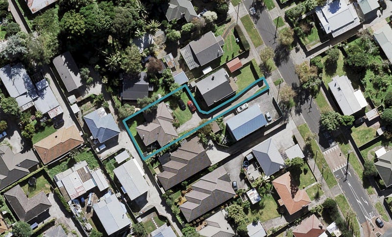 8A Wairau Avenue, Avondale, Auckland - Carousel 1
