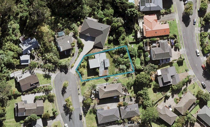 13 Alaunia Place, Lynfield, Auckland - Carousel 1