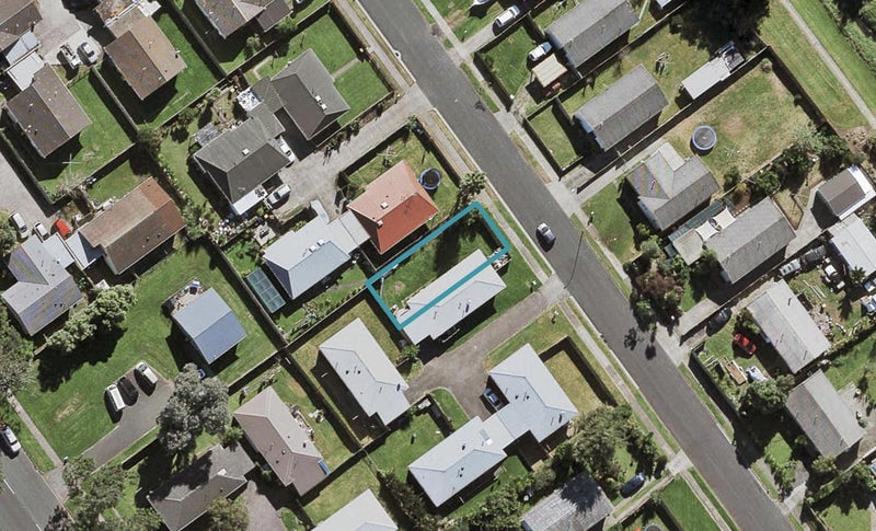 13 Ventura Street, Mangere, Auckland - Carousel 1