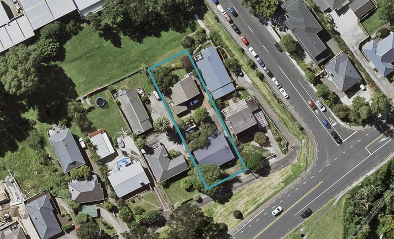 1/240 Sunset Road, Windsor Park, Auckland - Carousel 1