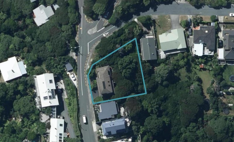 66 Motuhara Road, Plimmerton, Porirua - Carousel 1