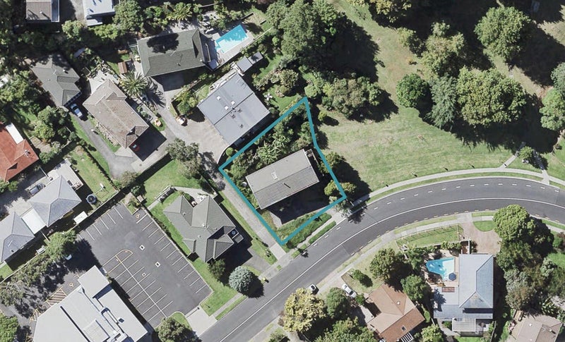 61 Maxwelton Drive, Mairangi Bay, Auckland - Carousel 1