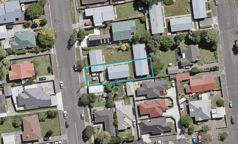 24 Logan Street, Ebdentown, Upper Hutt - Carousel 1