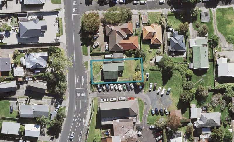 95 Birkenhead Avenue, Birkenhead, Auckland - Carousel 1