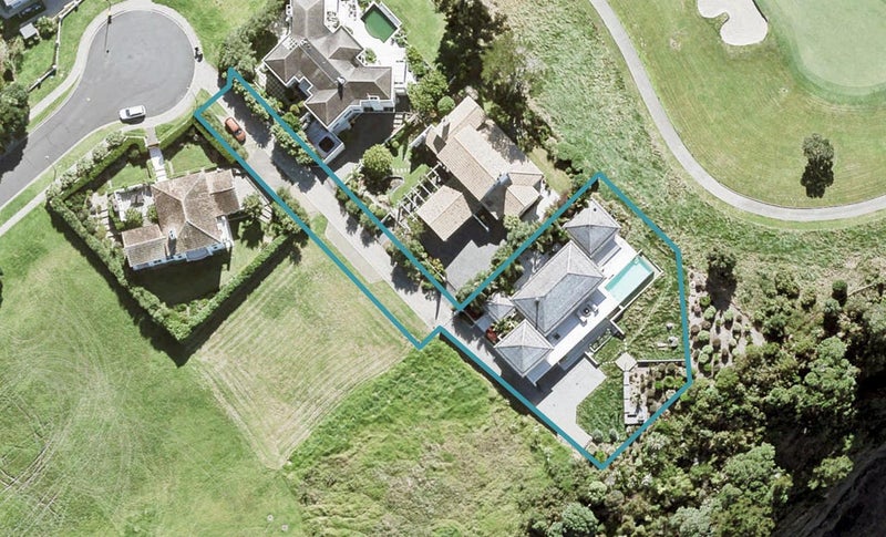 356 Pinecrest Drive, Gulf Harbour, Whangaparaoa - Carousel 1