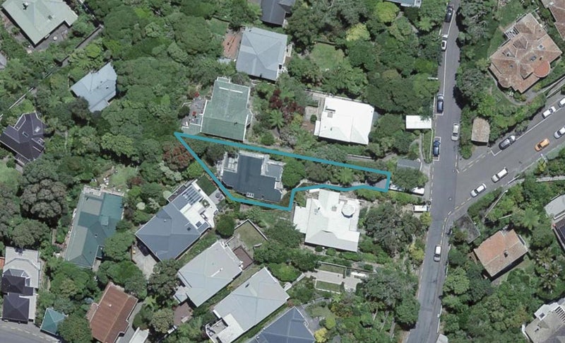 13 Boundary Road, Kelburn, Wellington - Carousel 1