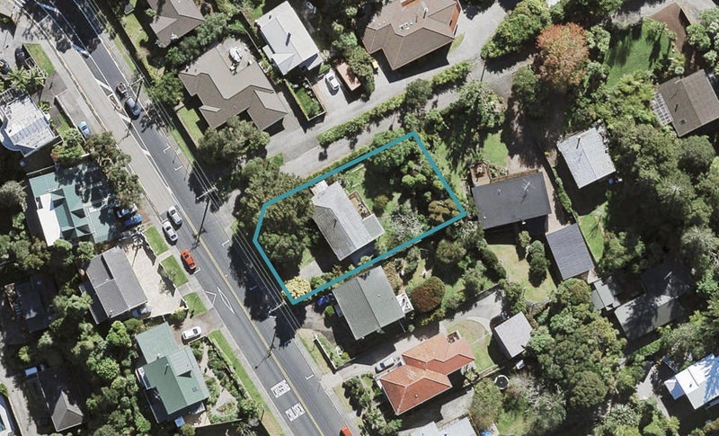 77 Rangatira Road, Beach Haven, Auckland - Carousel 1