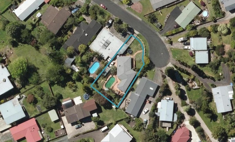 60 Carr Street, Kamo, Whangarei - Carousel 1