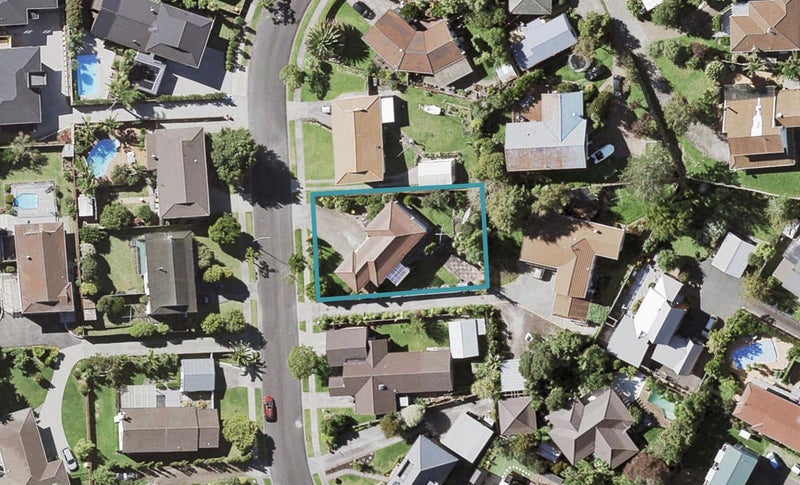 15 Jandell Crescent, Bucklands Beach, Auckland - Carousel 1