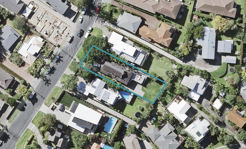 66 Kowhai Road, Campbells Bay, Auckland - Carousel 1