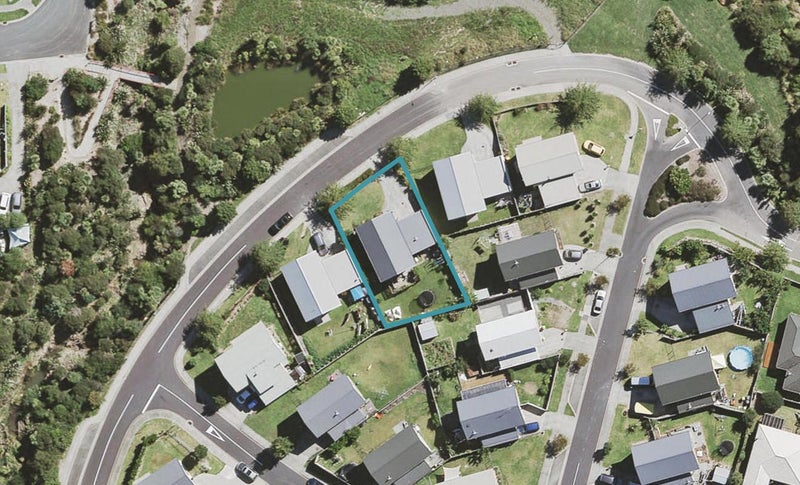 25 Titch Place, Glen Eden, Auckland - Carousel 1