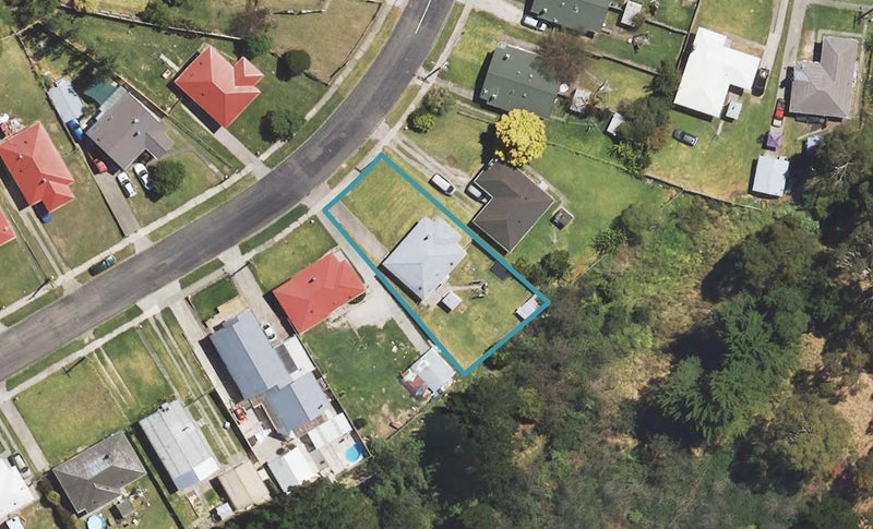 30 Oxford Street, Kaiti, Gisborne - Carousel 1