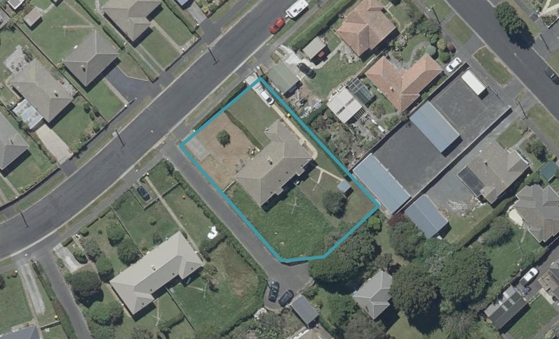 52 Allenby Avenue, Liberton, Dunedin - Carousel 1