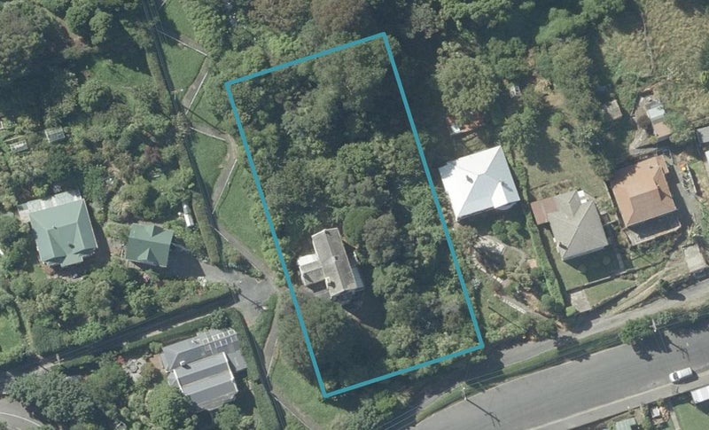 1 Totara Street, Ravensbourne, Dunedin - Carousel 1