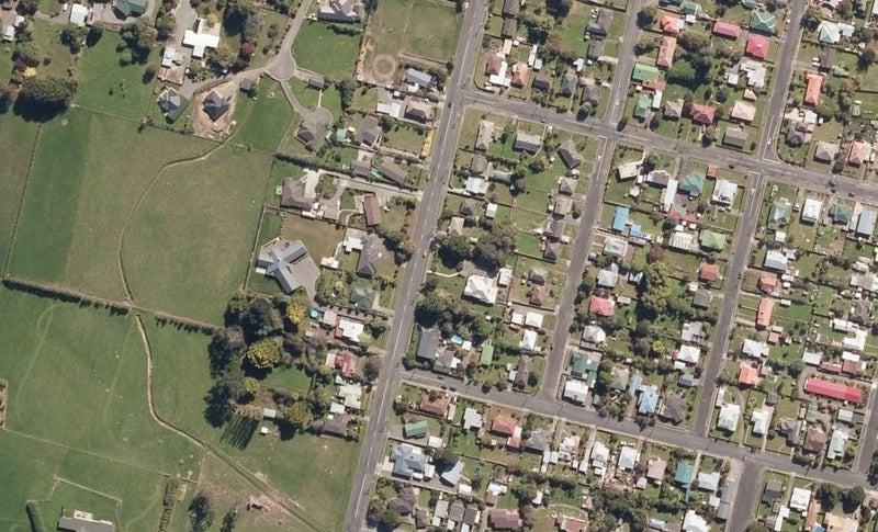 27 Pukepapa Road, Marton, Marton - Carousel 1