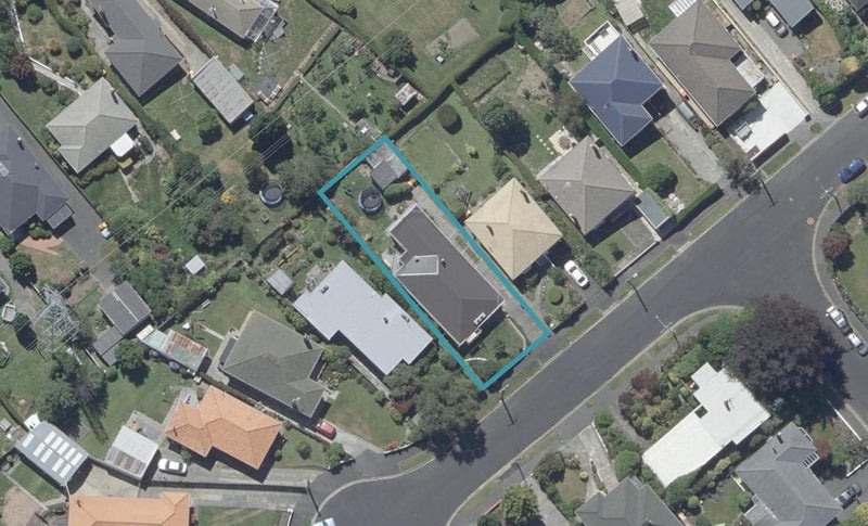 18 Derwent Street, Helensburgh, Dunedin - Carousel 1